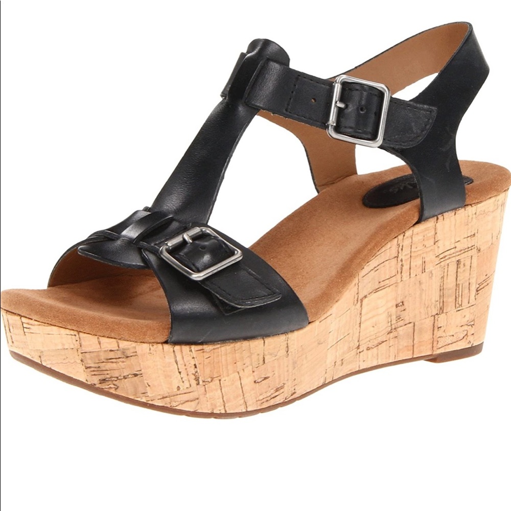 Clarks Casylynn Paula Leather Wedge Buckle Sandal